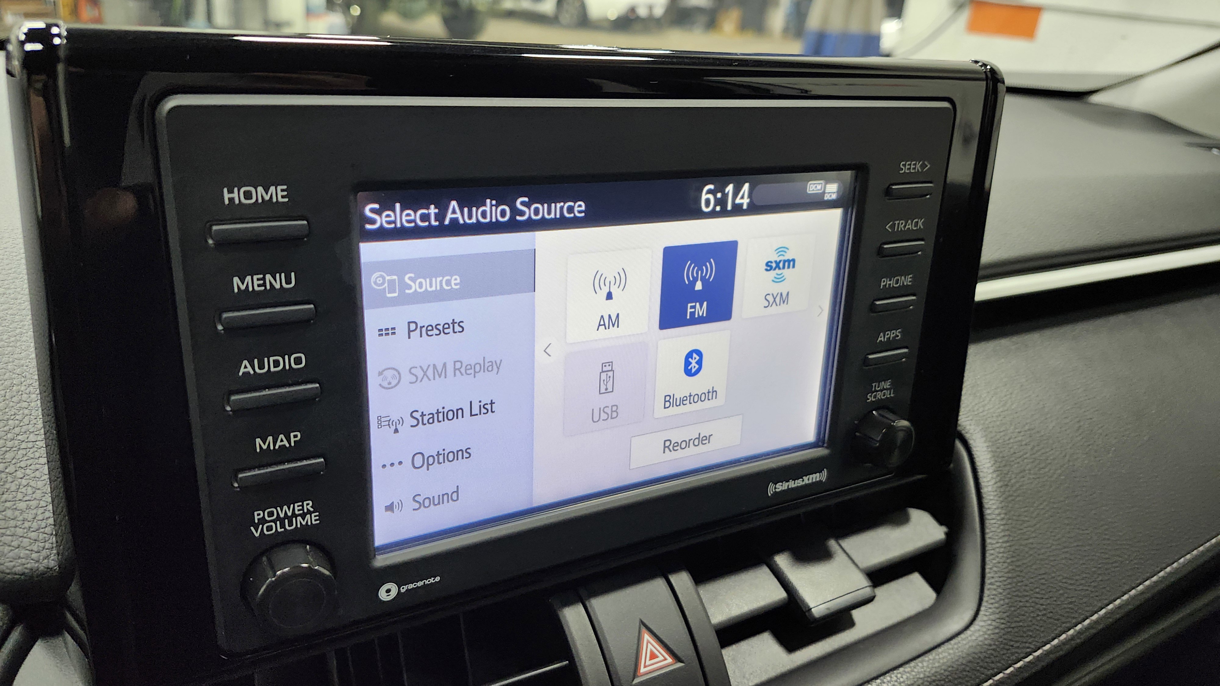 Used 2022 Toyota RAV4 LE image 4