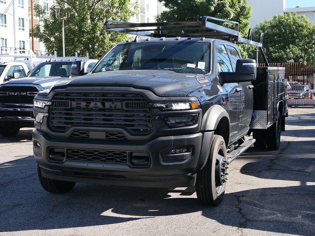 New 2026 RAM 5500 Tradesman AWD/4WD image 7