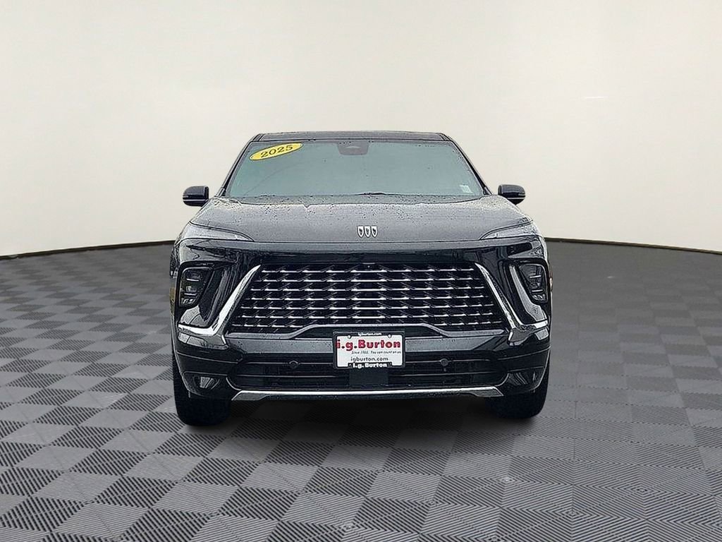 Used 2025 Buick Enclave Avenir w/ Trailering Package, 5000 lbs. AWD/4WD image 2