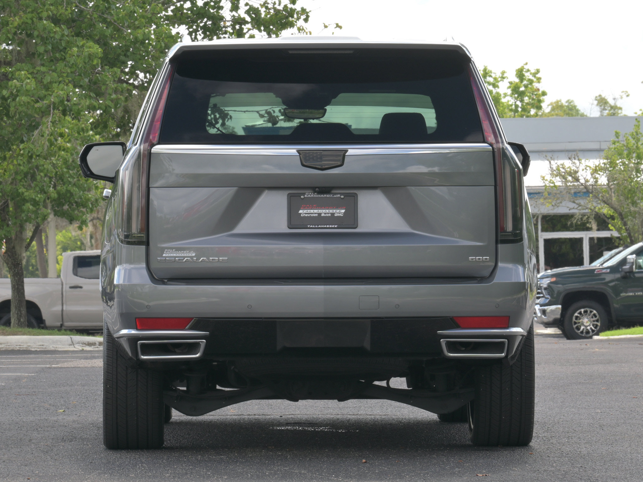 Used 2022 Cadillac Escalade Premium Luxury AWD/4WD image 29