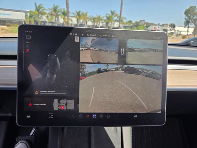 Used 2025 Tesla Model Y Long Range RWD image 10