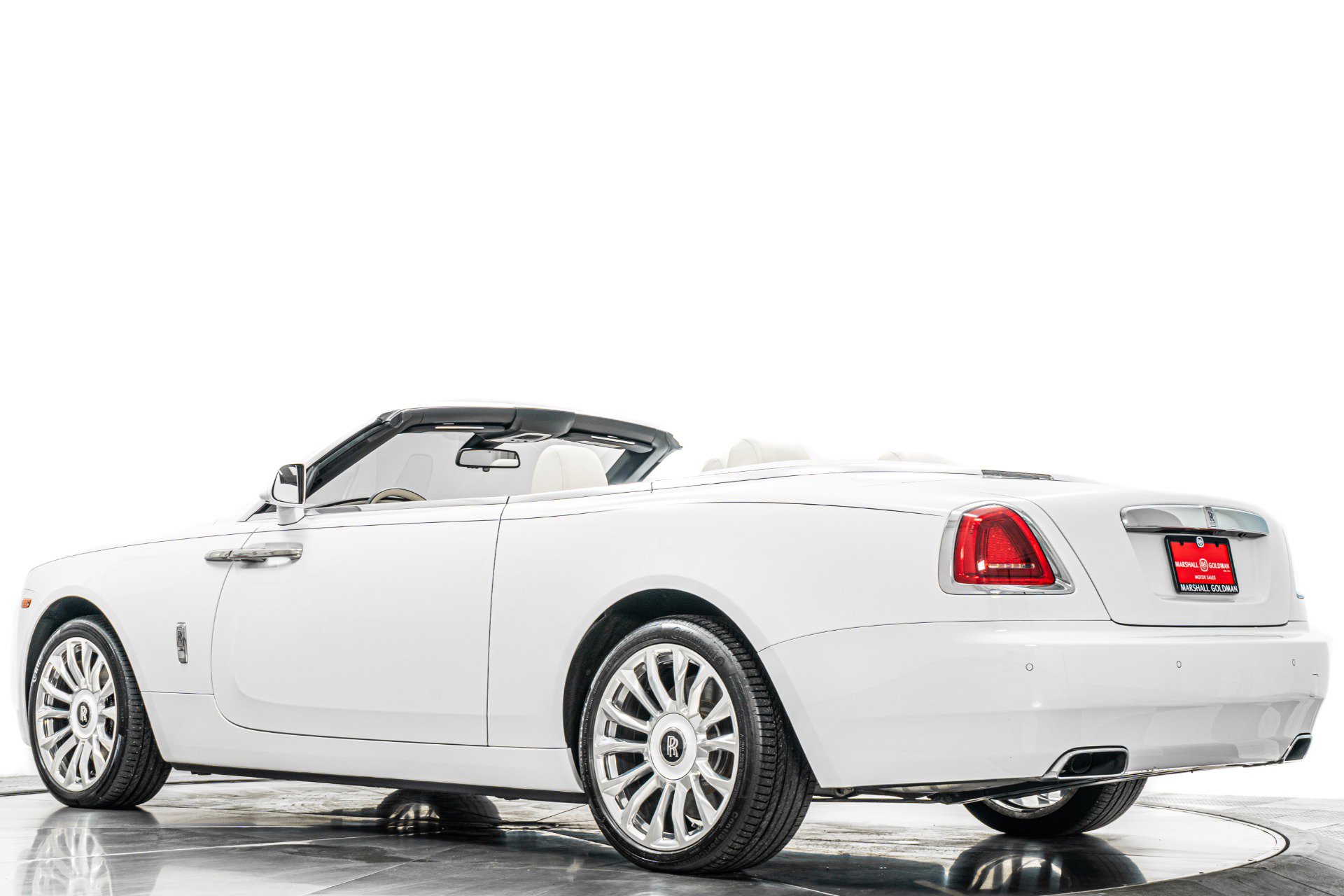 Used 2020 Rolls-Royce Dawn RWD image 34