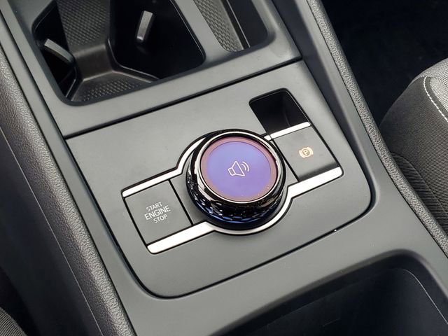 Certified 2025 Volkswagen Tiguan S FWD image 23