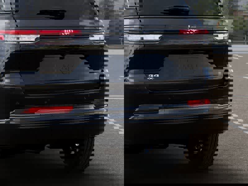 New 2026 Jeep Grand Cherokee Limited Reserve image 13