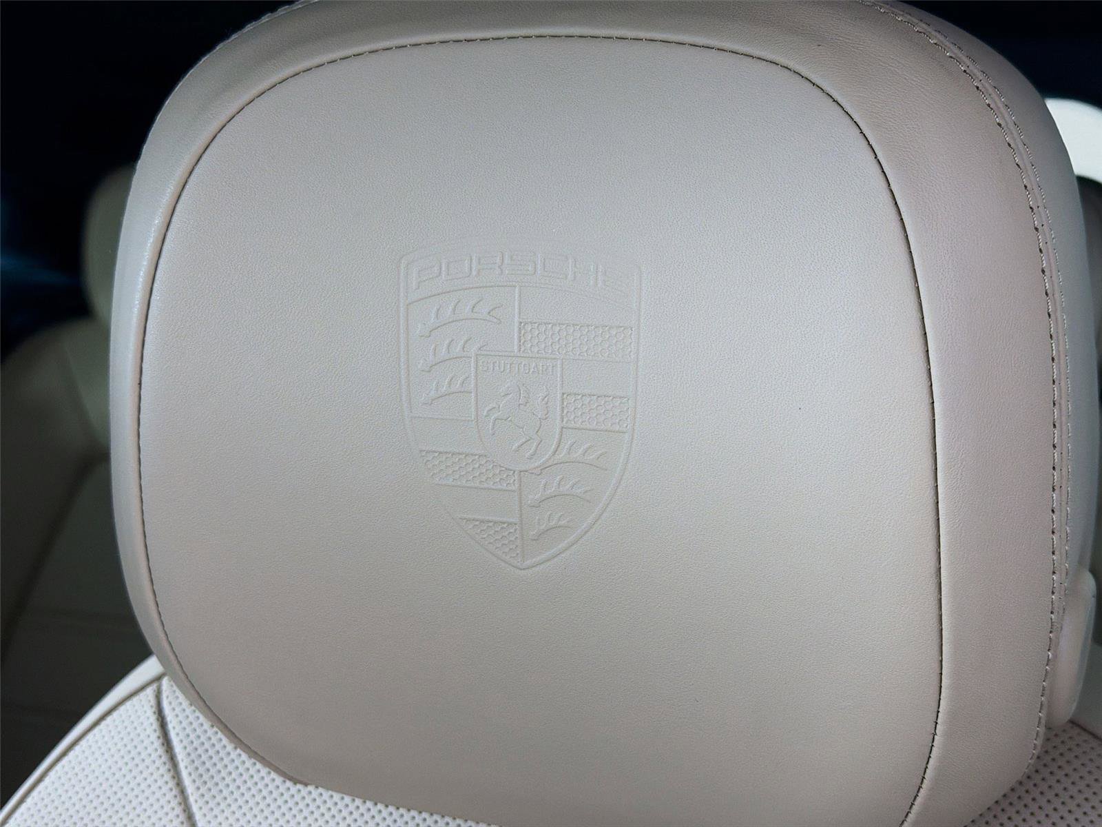 New 2026 Porsche Cayenne Coupe image 7