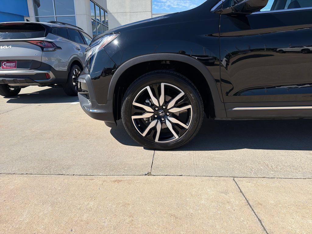 Certified 2020 Honda Pilot Touring image 29