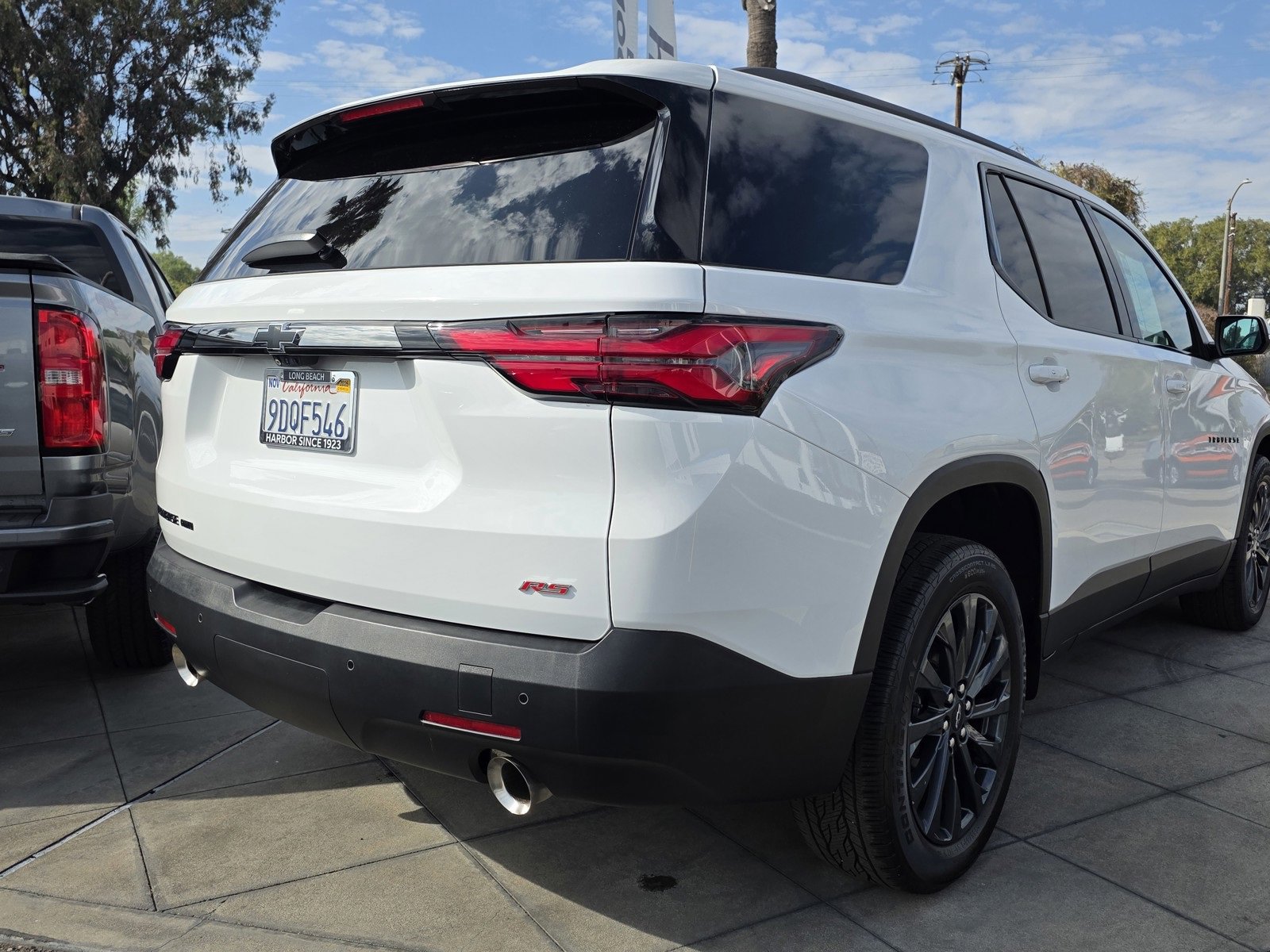Used 2023 Chevrolet Traverse RS w/ LPO, Floor Liner Package image 8