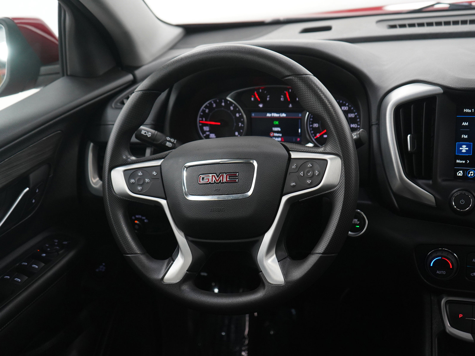 Used 2022 GMC Terrain SLE w/ Driver Convenience Package image 14