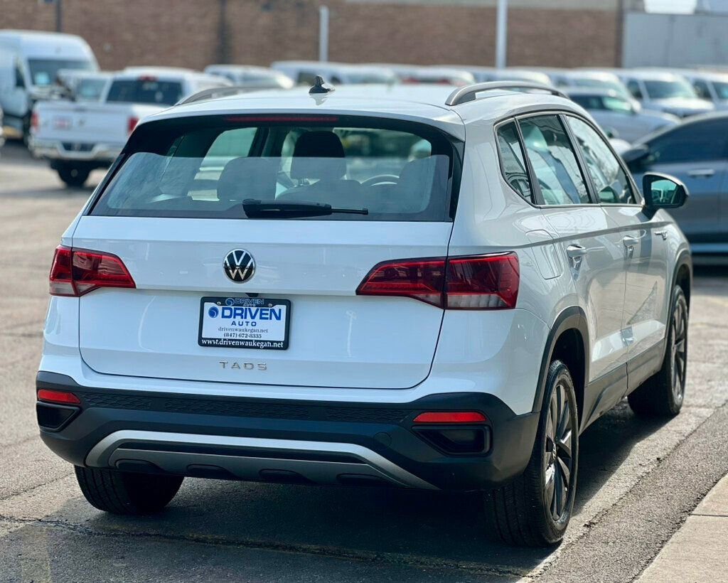 Used 2024 Volkswagen Taos S FWD image 5