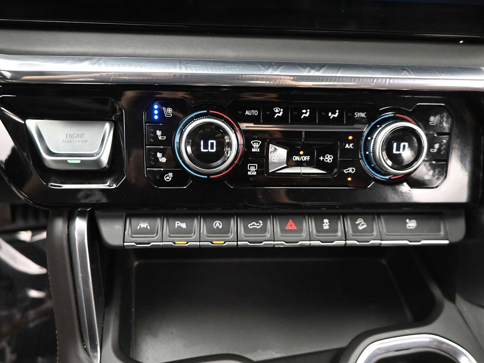 Used 2024 GMC Sierra 1500 Denali Ultimate image 19