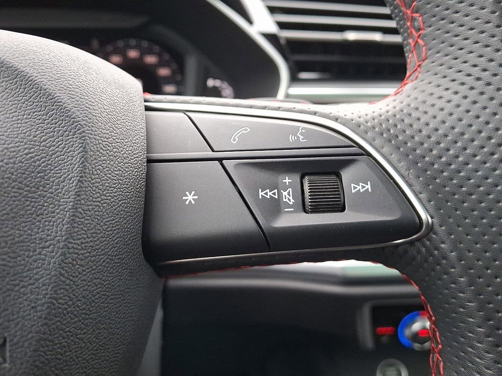 Certified 2025 Audi Q3 2.0T Premium Plus w/ Premium Plus Package image 23