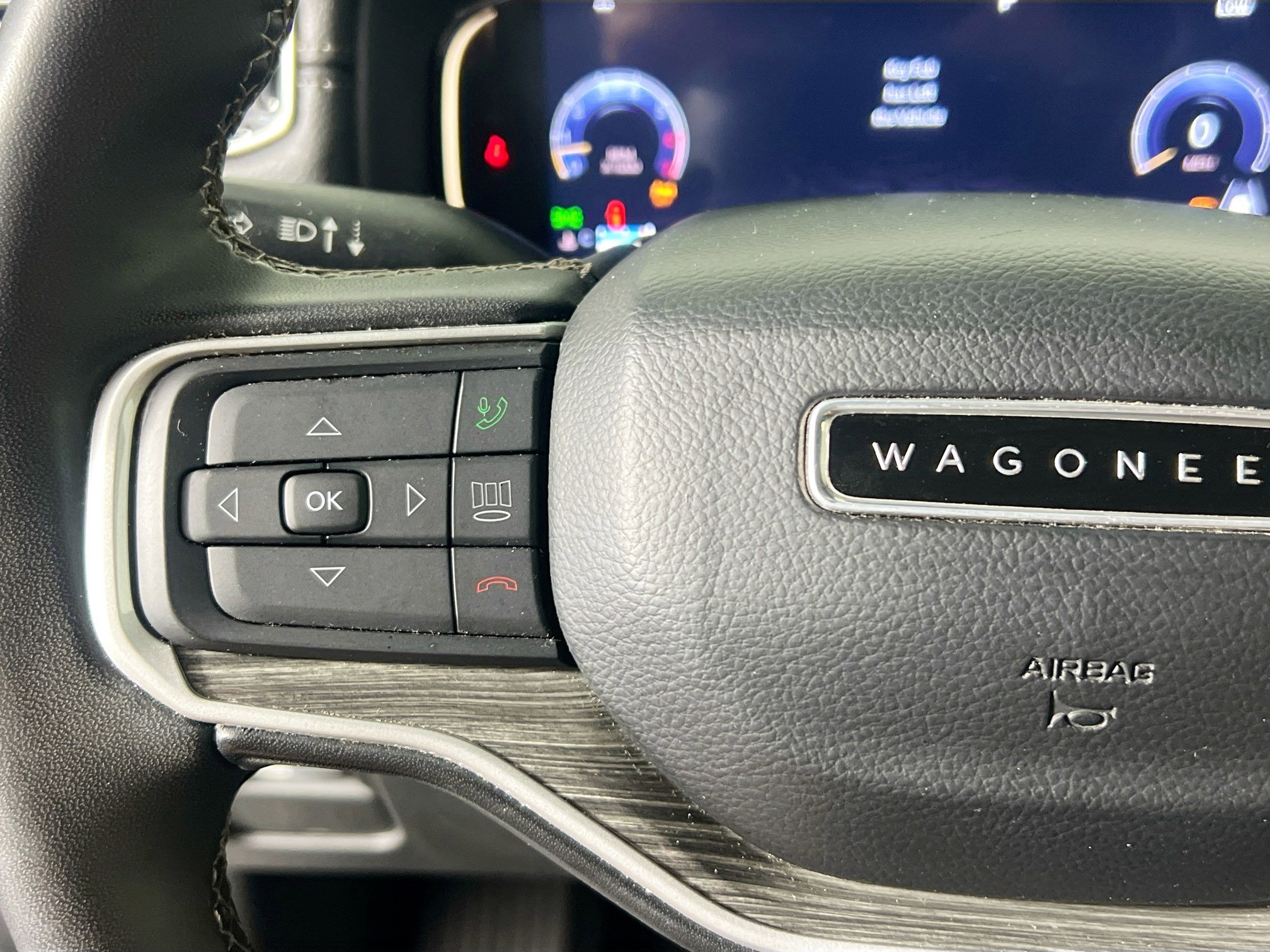 Used 2022 Jeep Wagoneer Series II AWD/4WD image 18