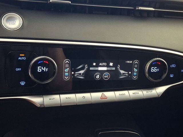 Used 2023 Genesis GV70 2.5T w/ Select Package AWD/4WD image 17