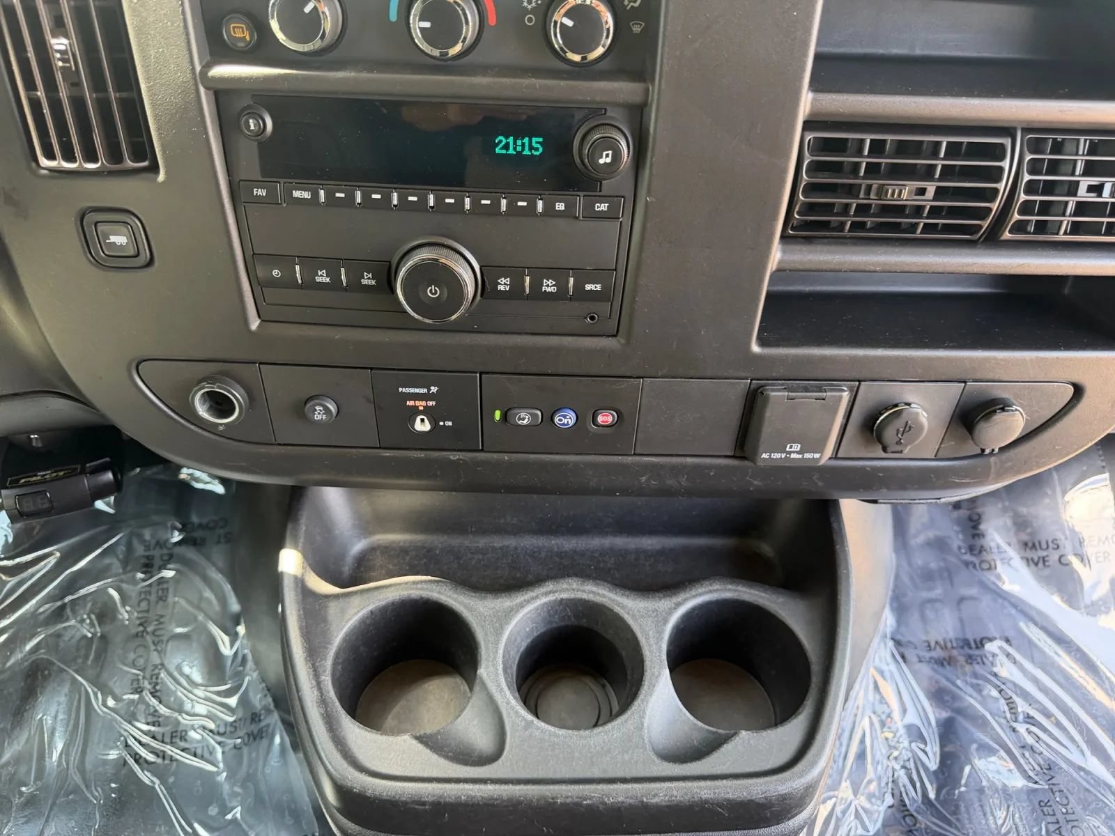 Used 2023 GMC Savana 2500 Extended w/ Driver Convenience Package RWD image 17