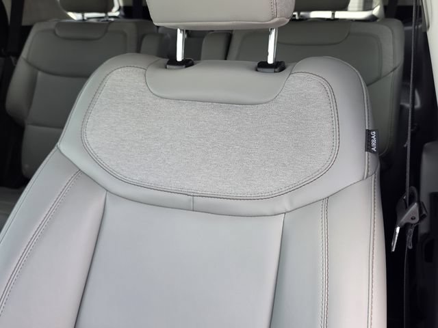Certified 2026 Ford Explorer Active w/ Active Comfort Package RWD image 15