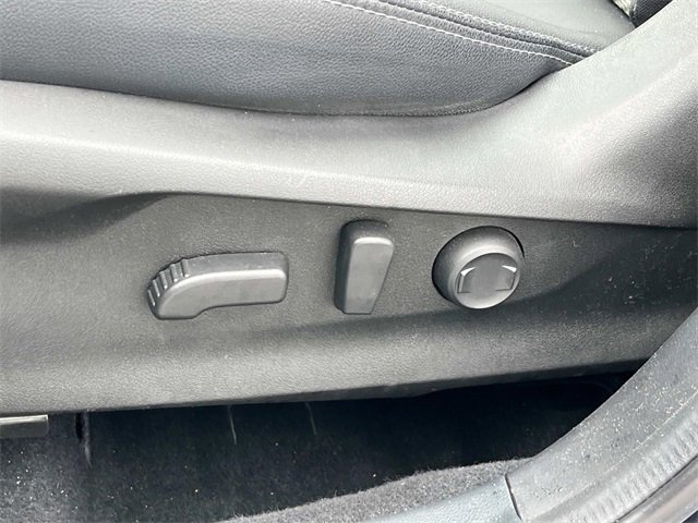 Used 2023 Subaru Forester Premium image 31