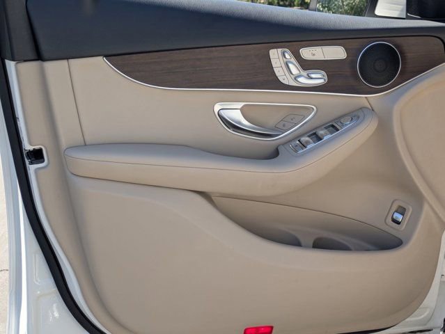 Used 2022 Mercedes-Benz GLC 300 4MATIC image 14