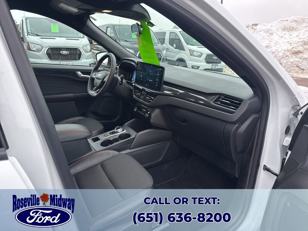 Used 2023 Ford Escape ST-Line w/ Tech Pack #1 image 32