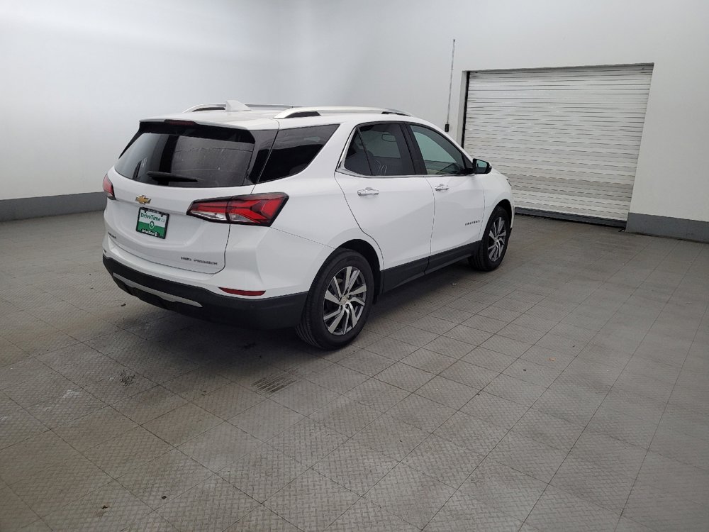 Used 2023 Chevrolet Equinox Premier AWD/4WD image 9