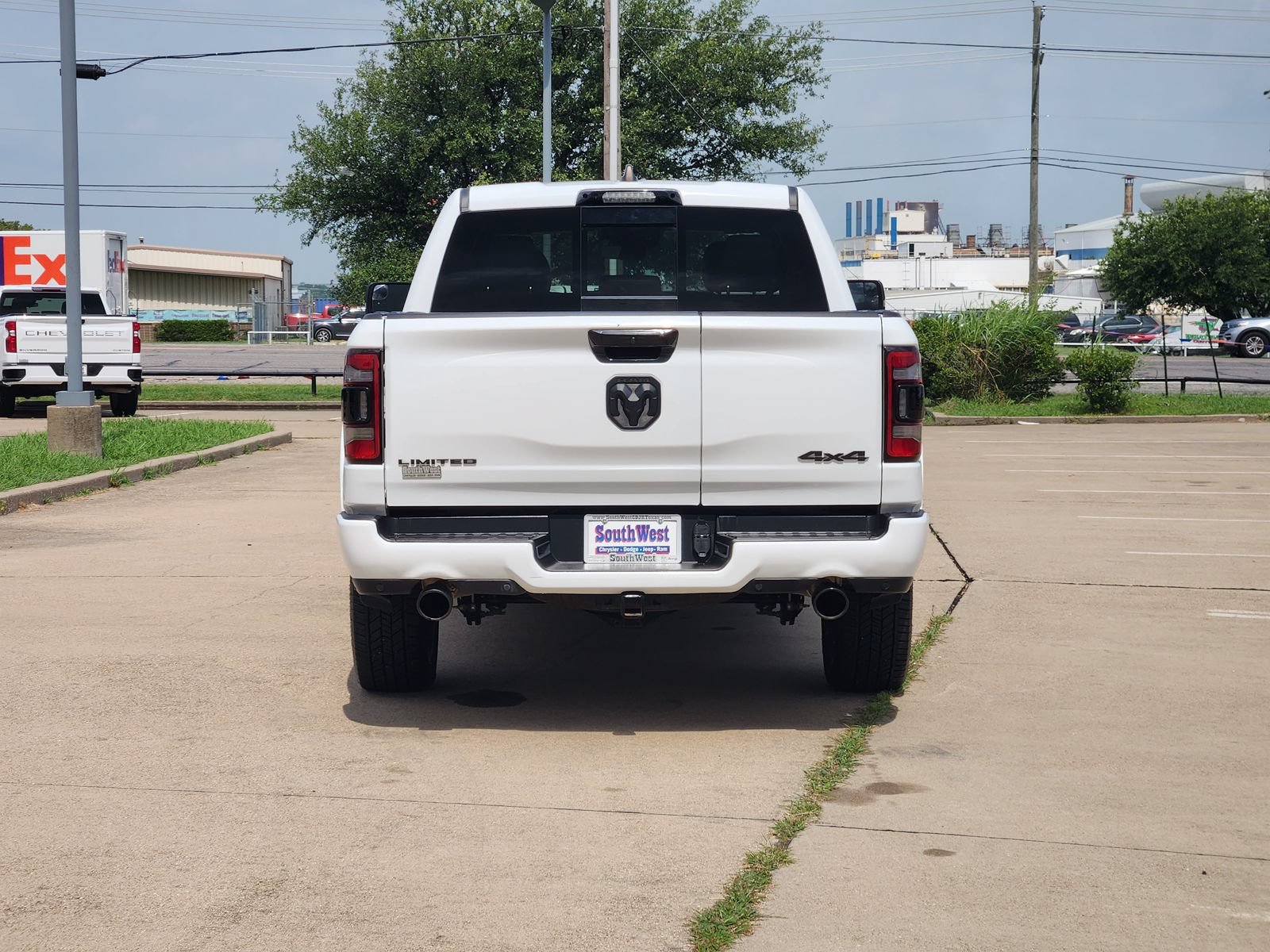 Used 2024 RAM 1500 Limited AWD/4WD image 8