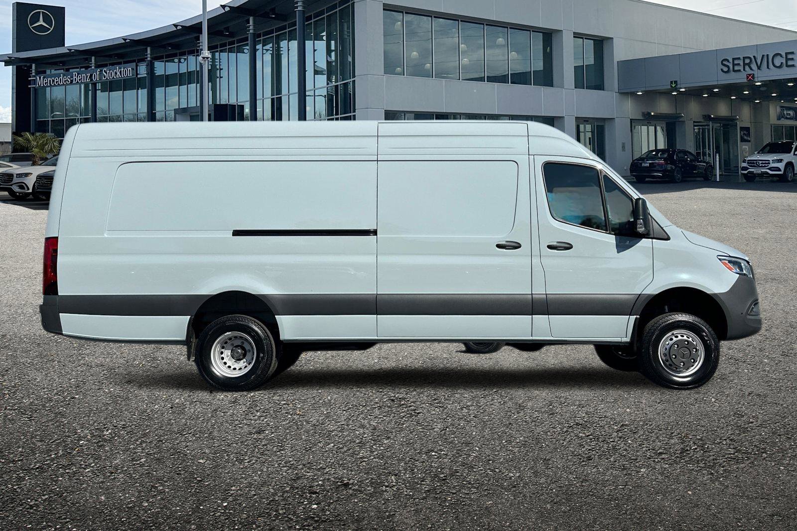 New 2026 Mercedes-Benz Sprinter 3500 image 3