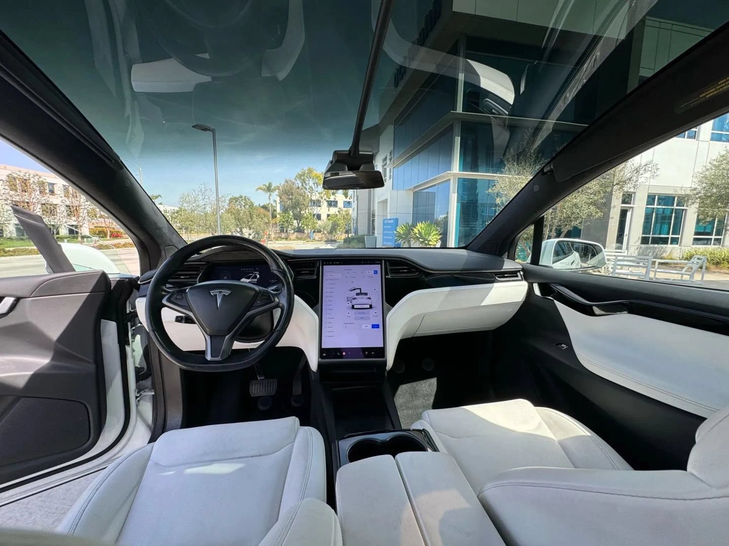 Used 2019 Tesla Model X Long Range AWD/4WD image 10