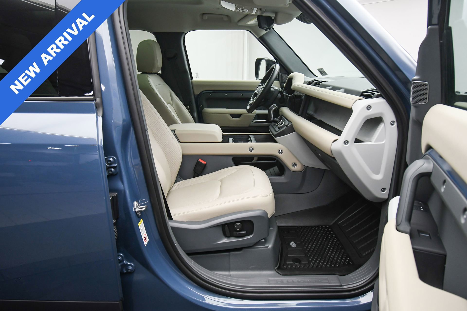 Used 2024 Land Rover Defender 110 S image 45