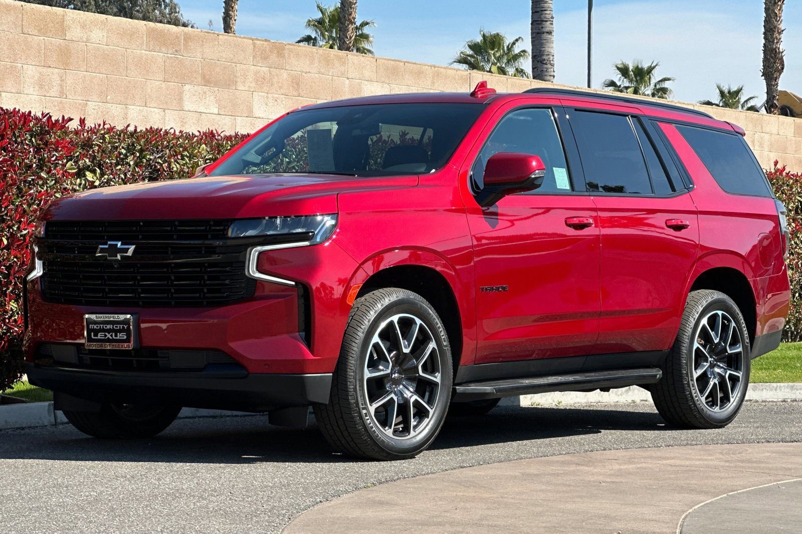 Used 2023 Chevrolet Tahoe RST w/ Luxury Package image 8