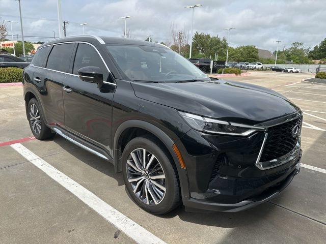 Used 2024 INFINITI QX60 Sensory w/ Vision Package image 3