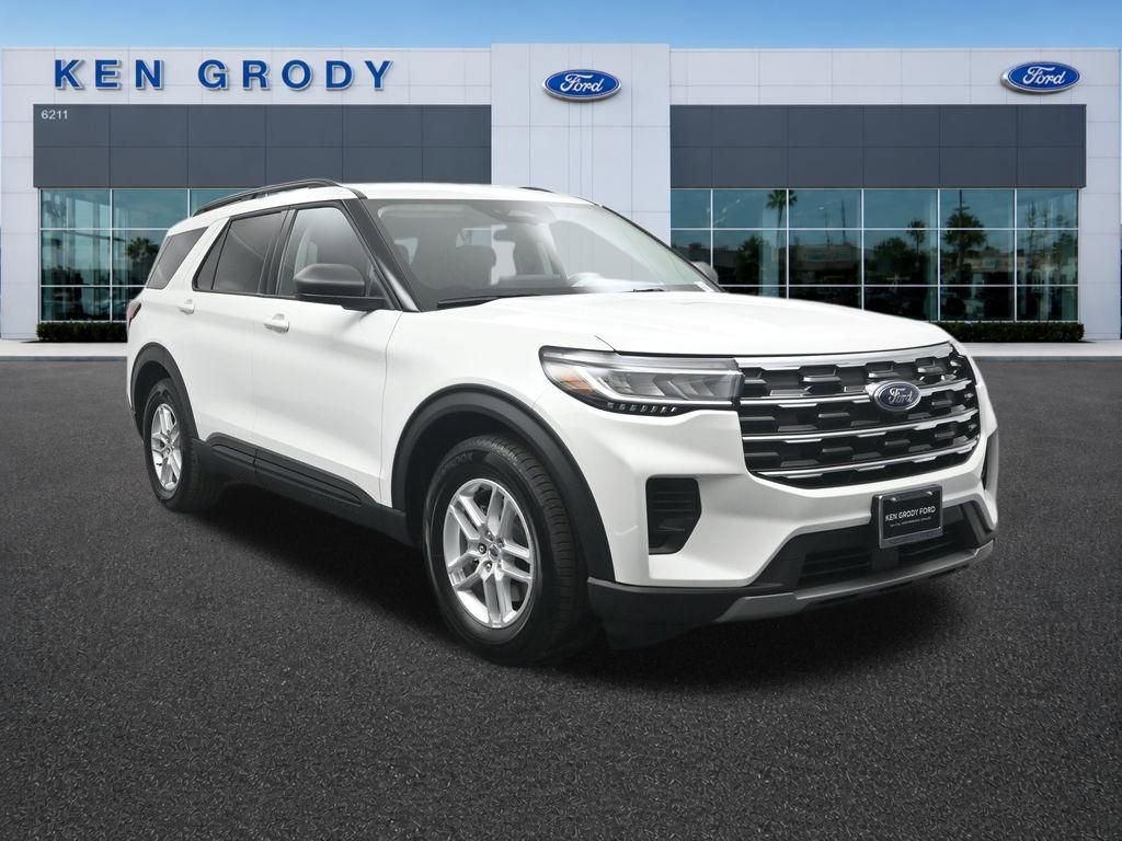New 2026 Ford Explorer Active RWD image 1