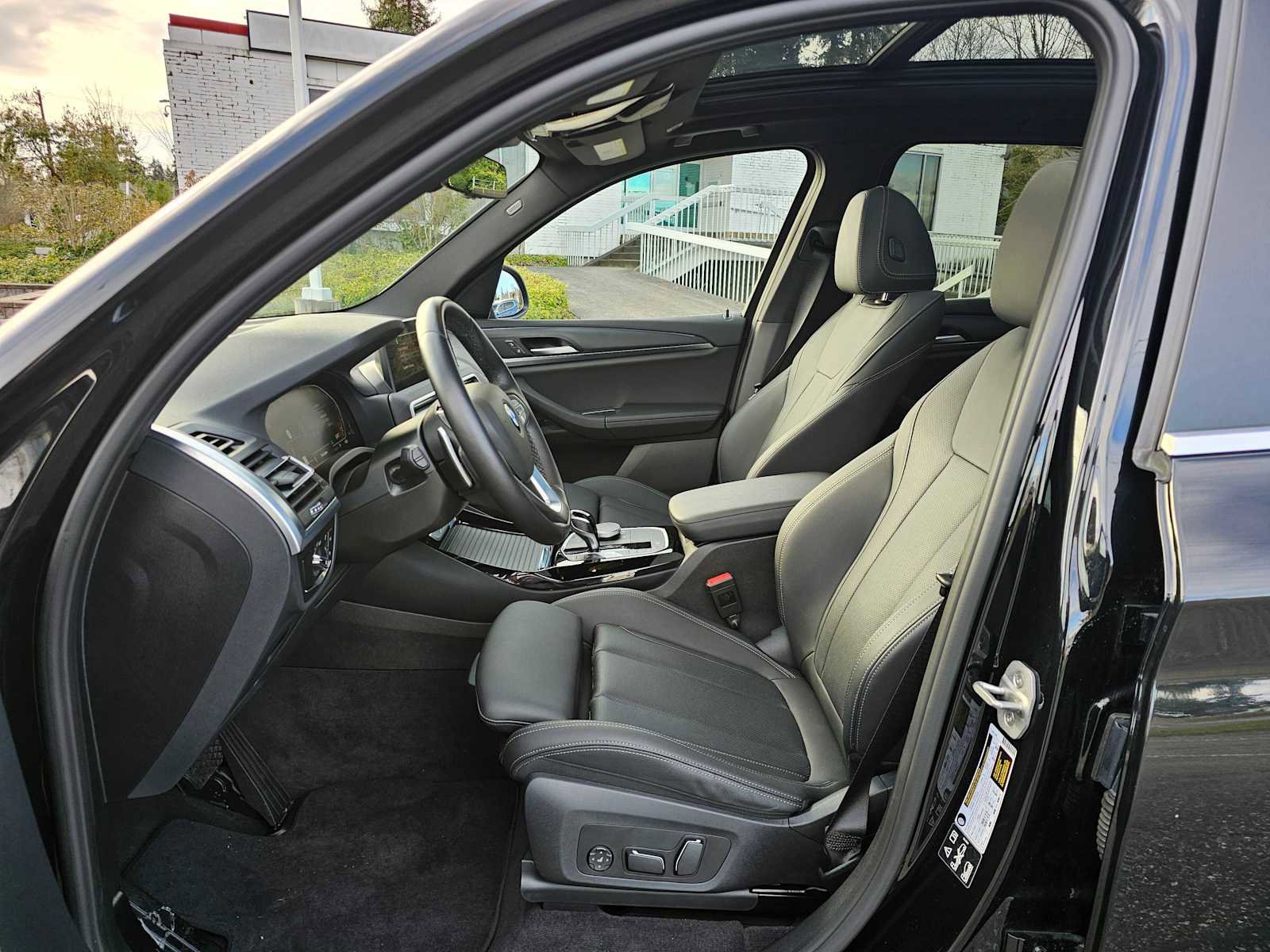 Used 2024 BMW X3 xDrive30i w/ Convenience Package w/ZPA image 20