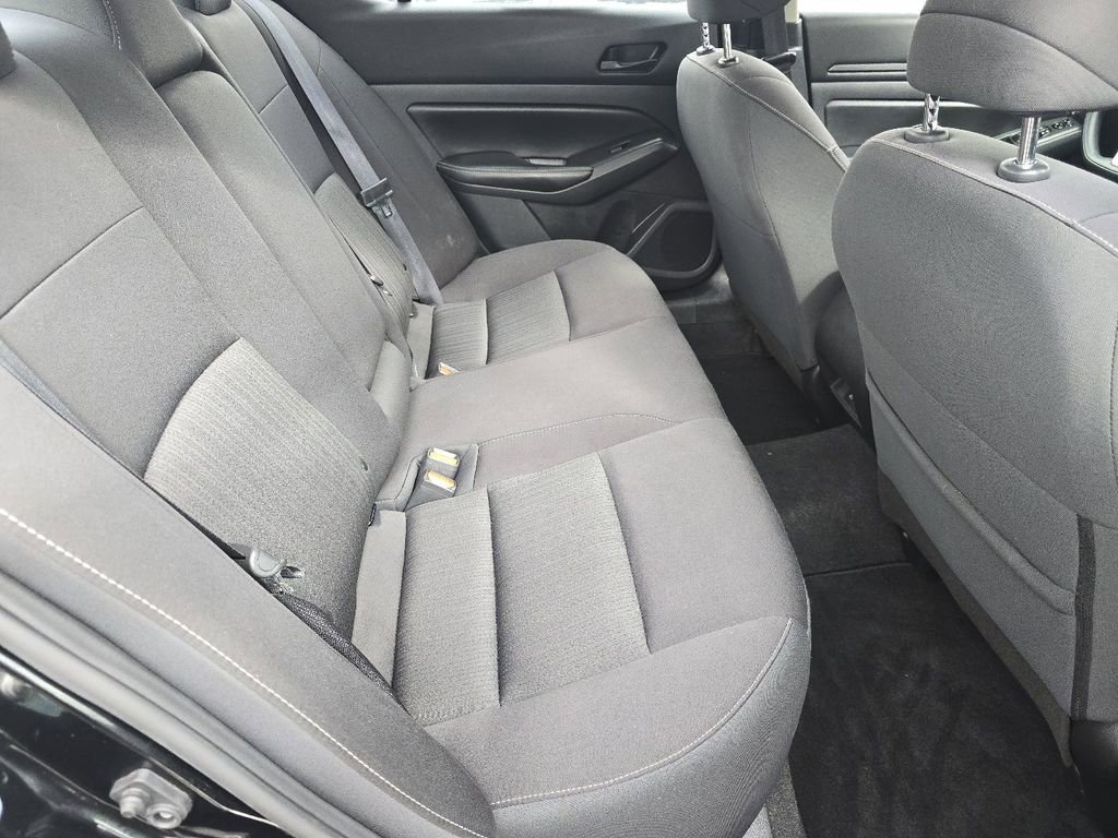 Used 2024 Nissan Altima 2.5 SV image 15