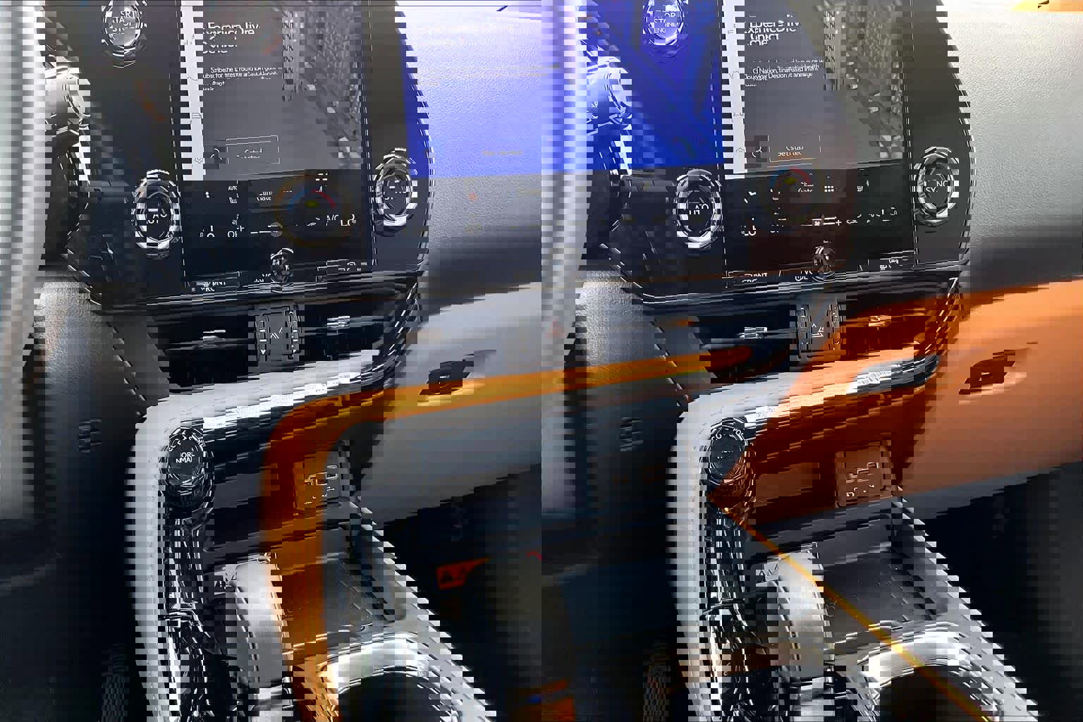 Used 2025 Lexus NX 250 FWD w/ Accessory Package (Z1) image 35