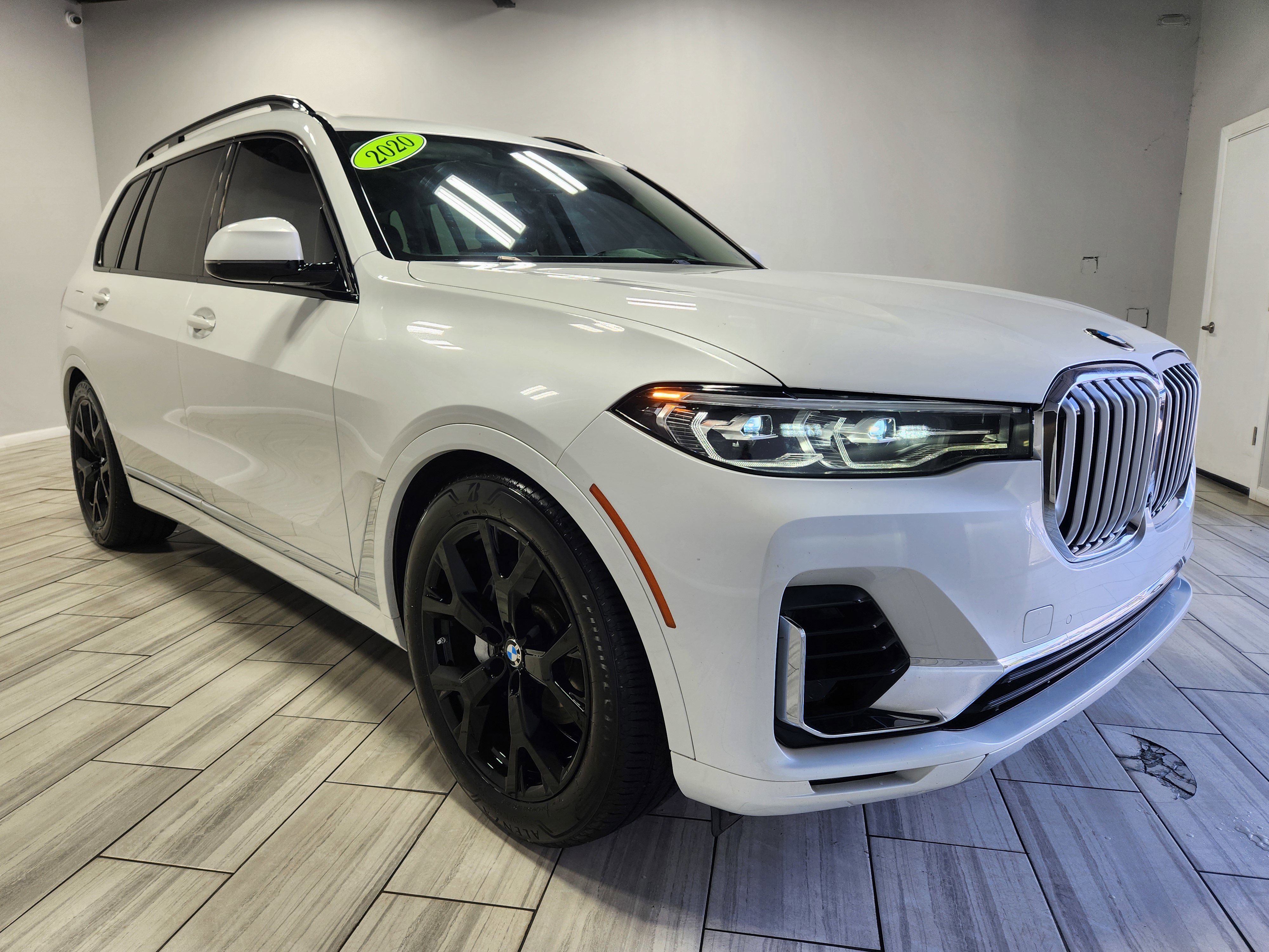 Used 2020 BMW X7 xDrive40i w/ Premium Package image 7