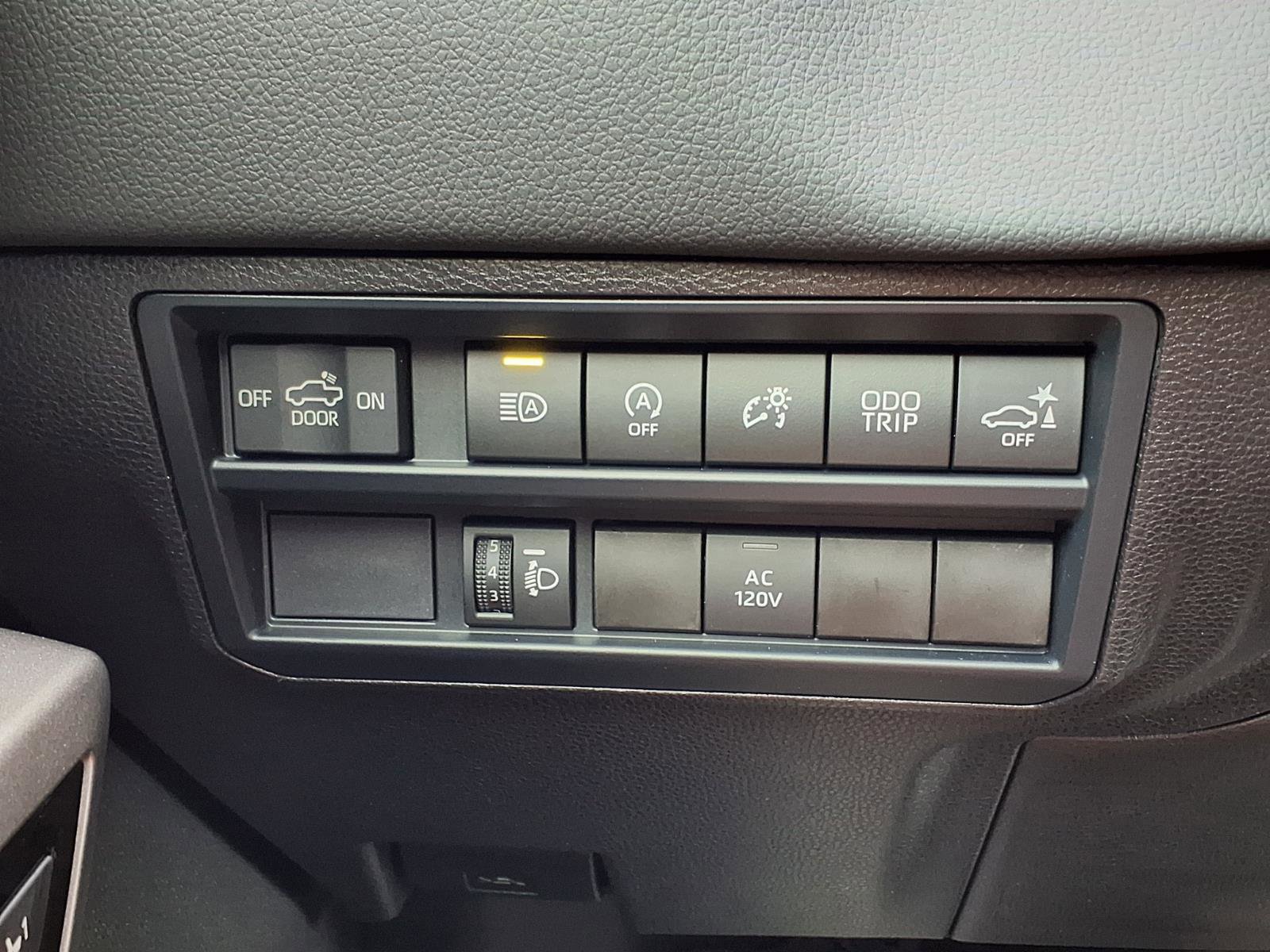 Certified 2026 Toyota Tundra Limited w/ Power Package image 22