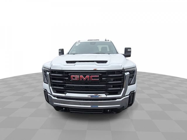 New 2025 GMC Sierra 3500 Pro image 3