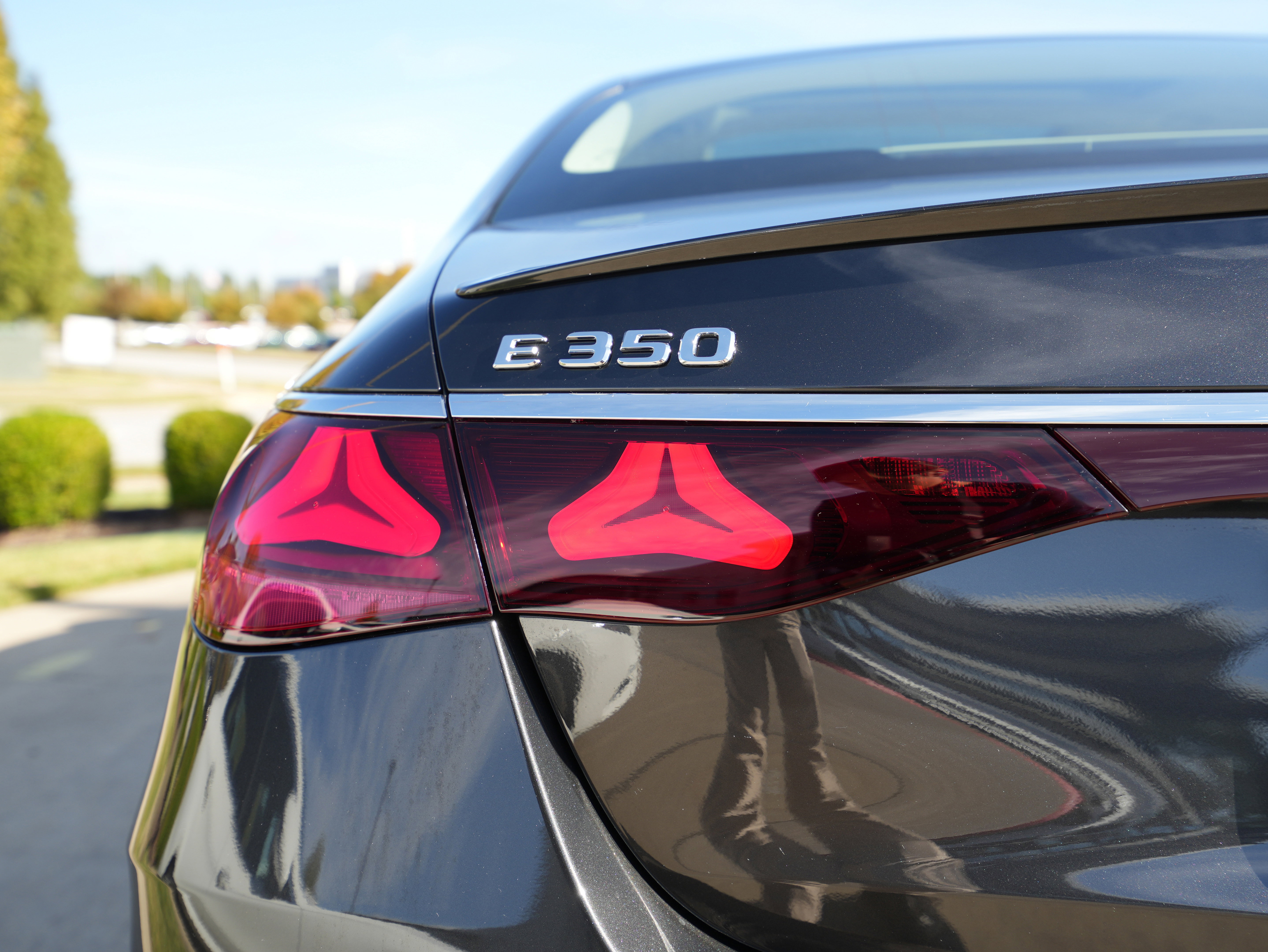 New 2026 Mercedes-Benz E 350 4MATIC Sedan image 14