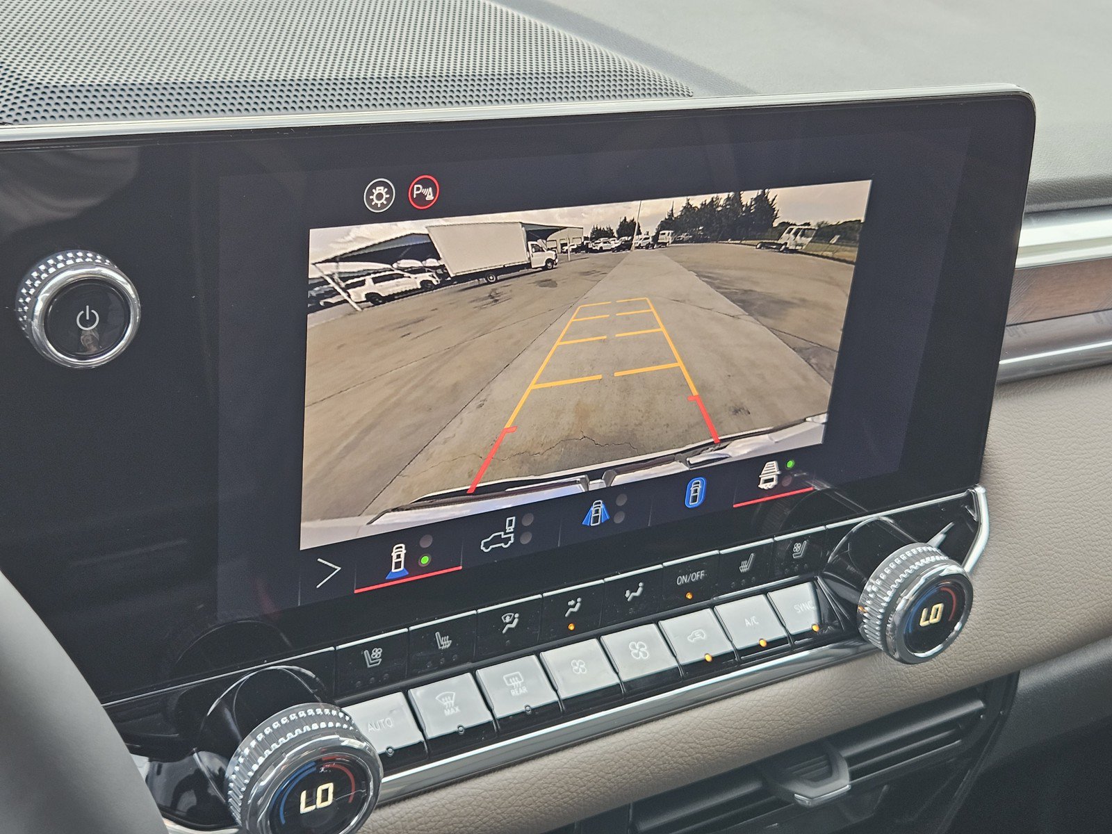 New 2026 GMC Canyon Denali AWD/4WD image 13