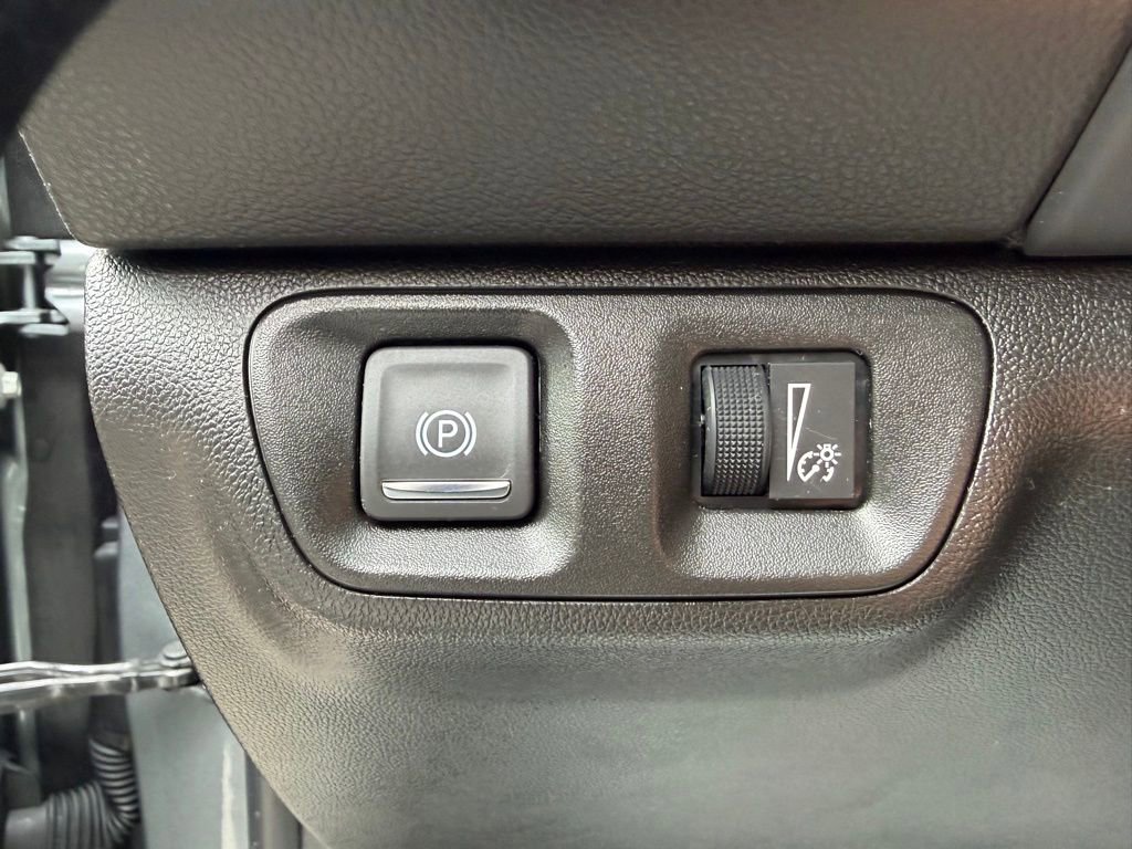 Used 2023 GMC Acadia SLE w/ Driver Convenience Package image 12