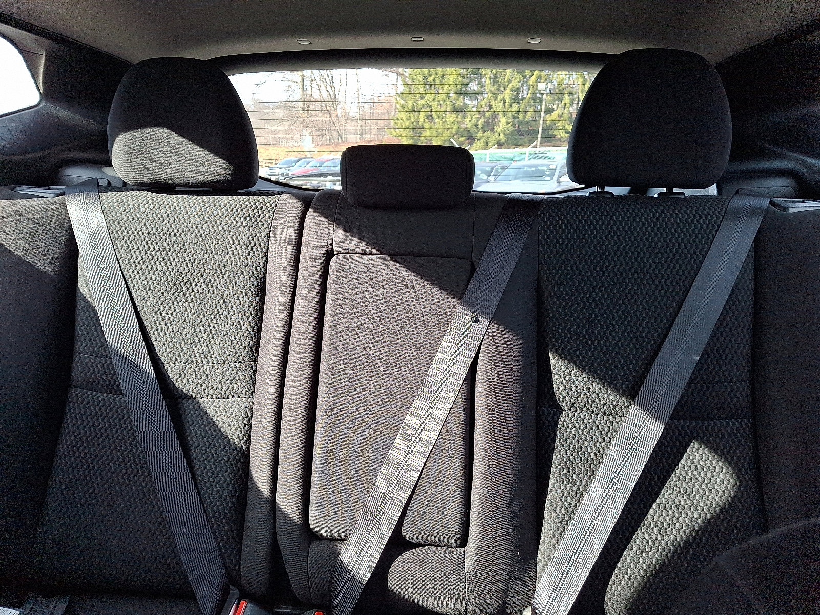 Used 2018 Nissan Rogue Sport S image 19