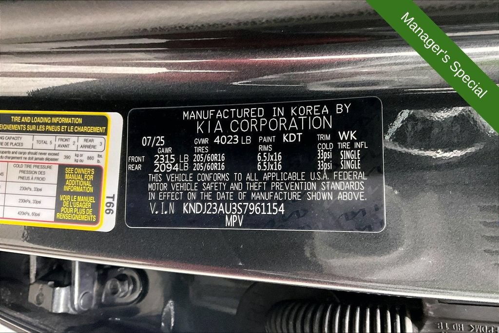 Used 2025 Kia Soul LX w/ LX Technology Package FWD image 41
