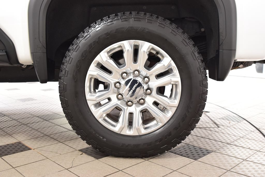 Used 2023 GMC Sierra 3500 Denali w/ Denali Ultimate Package AWD/4WD image 32