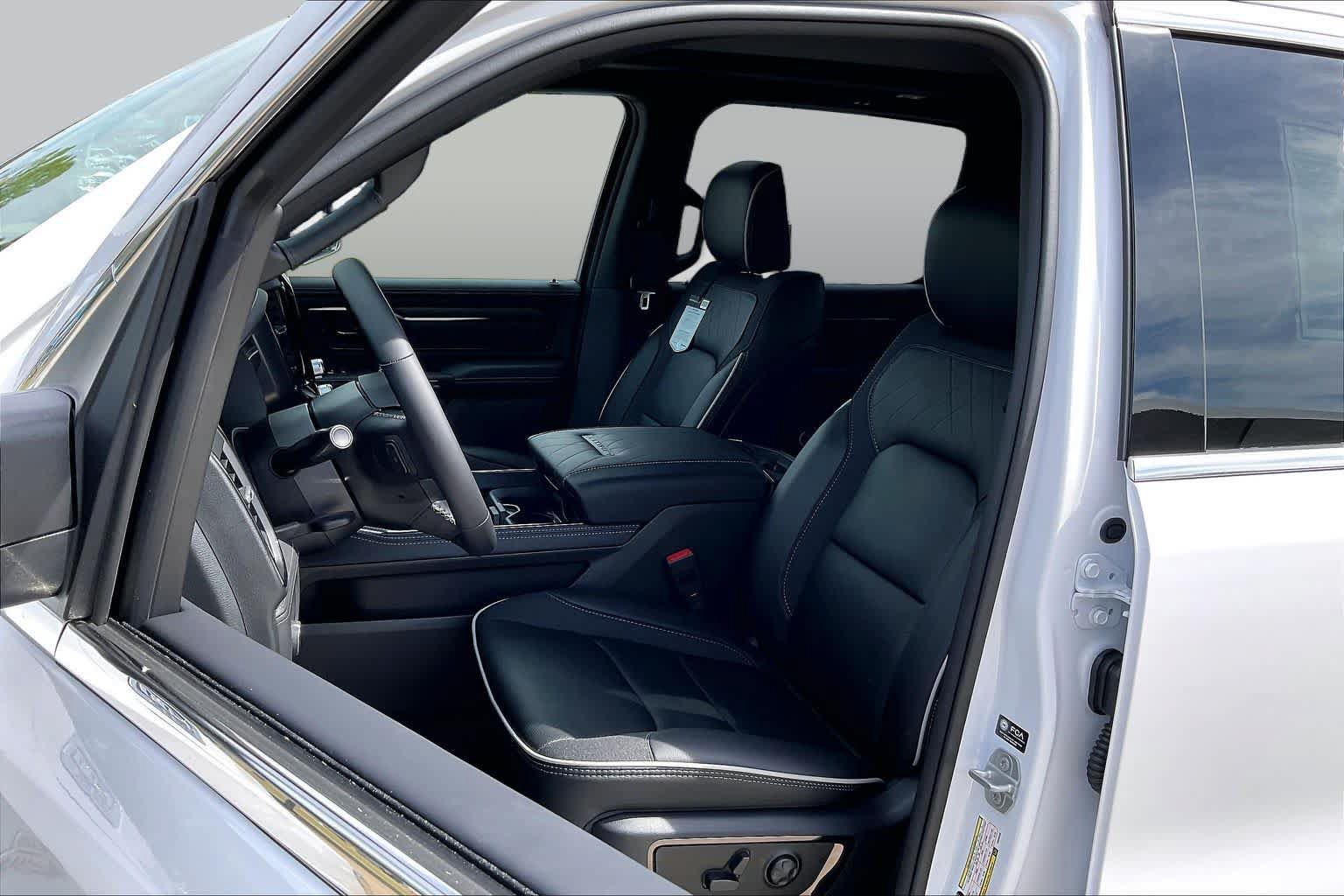 New 2027 RAM 1500 Limited w/ Bed Utility Group AWD/4WD image 9
