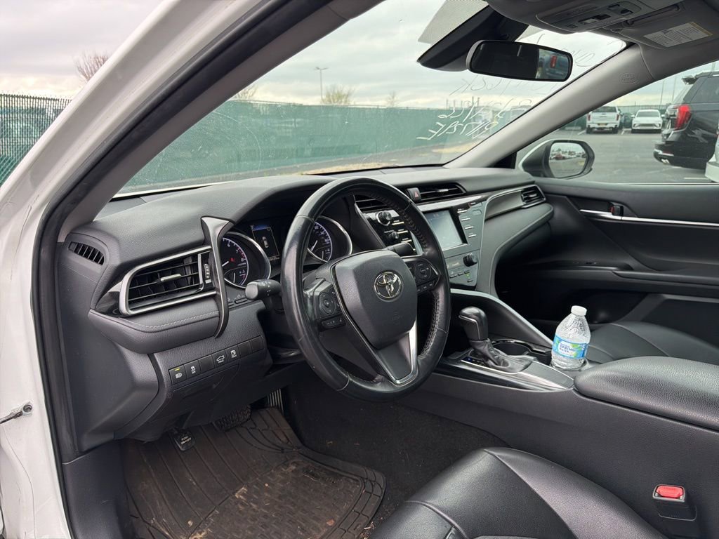 Used 2019 Toyota Camry SE image 9