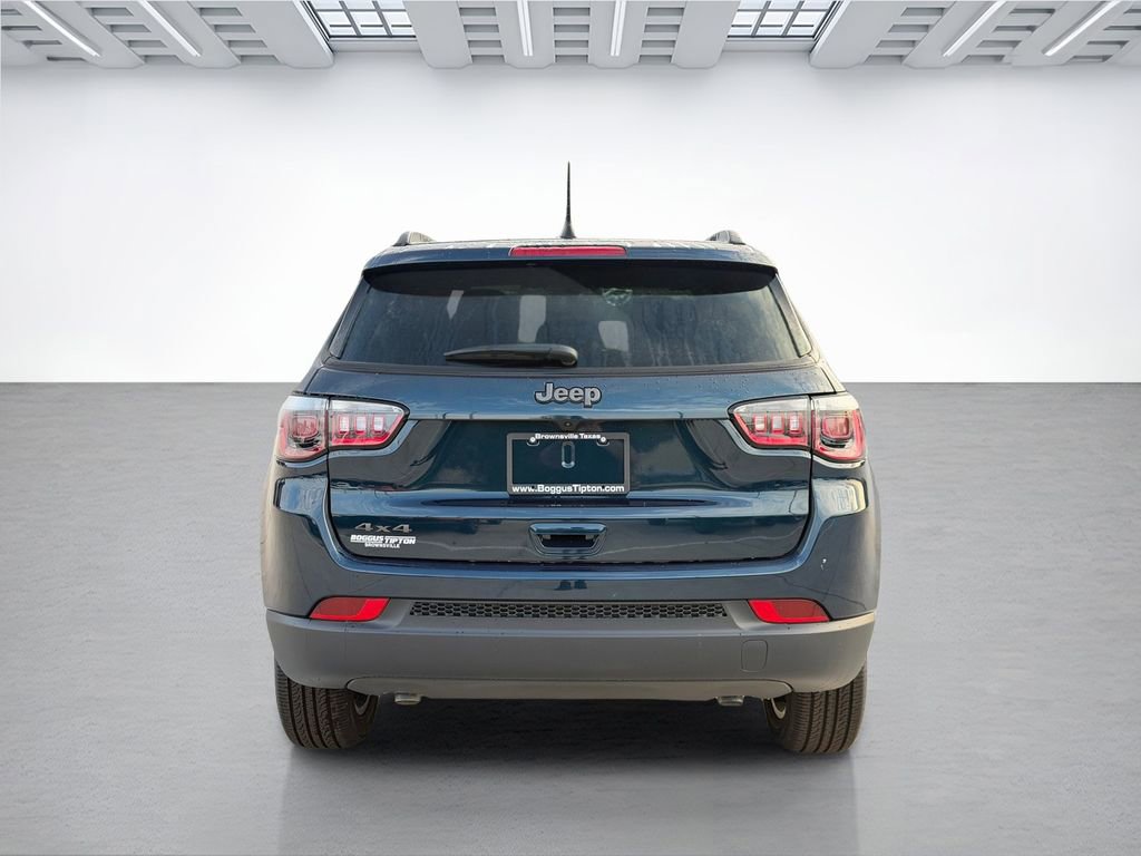 New 2026 Jeep Compass Latitude AWD/4WD image 4