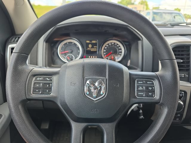 Used 2017 RAM 1500 Classic SLT AWD/4WD image 18
