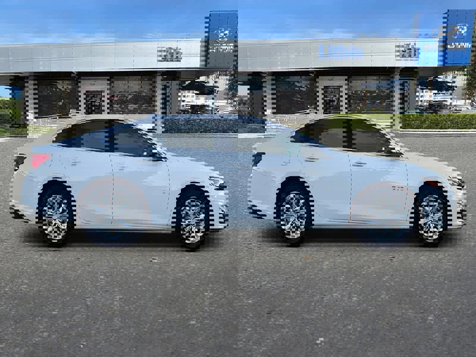 Used 2024 Chevrolet Malibu LT image 9