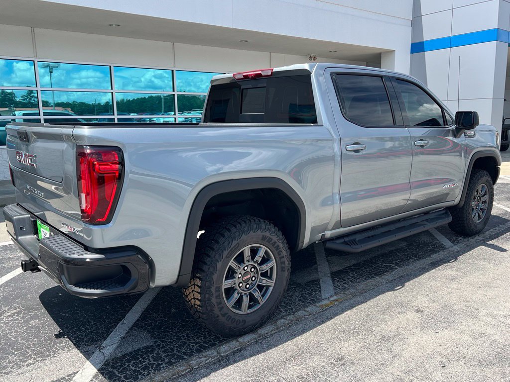 New 2026 GMC Sierra 1500 AT4X AWD/4WD image 4