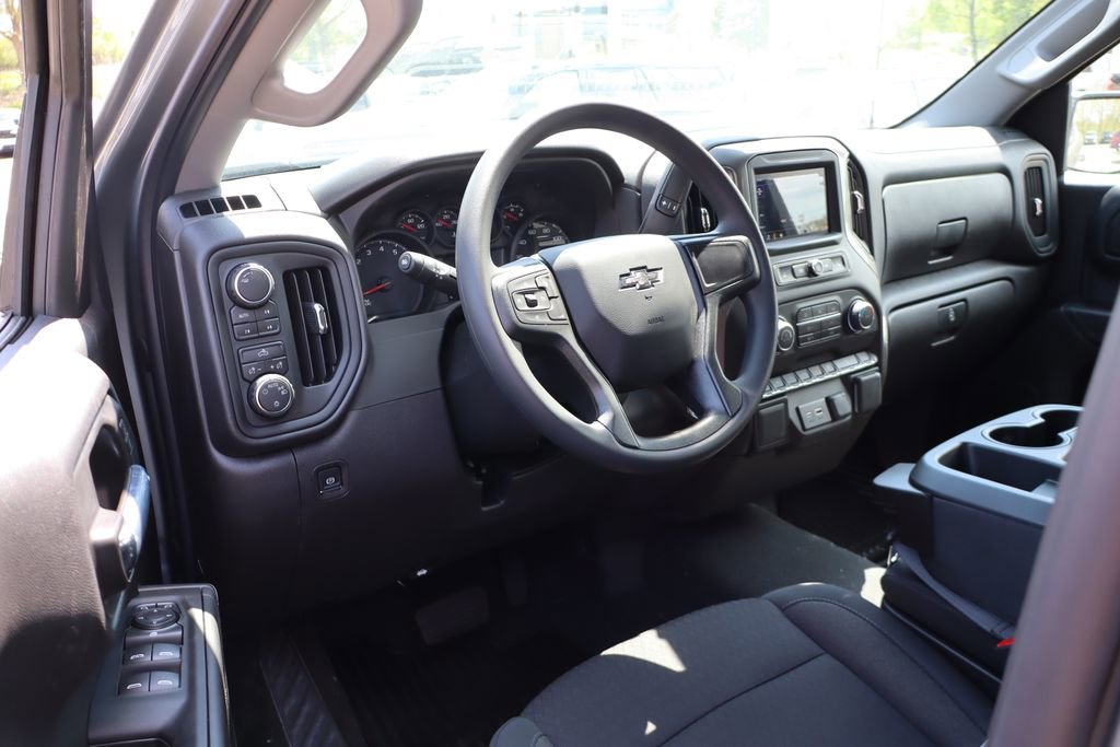 New 2026 Chevrolet Silverado 1500 Custom Trail Boss w/ LPO, Dark Essentials Package AWD/4WD image 15
