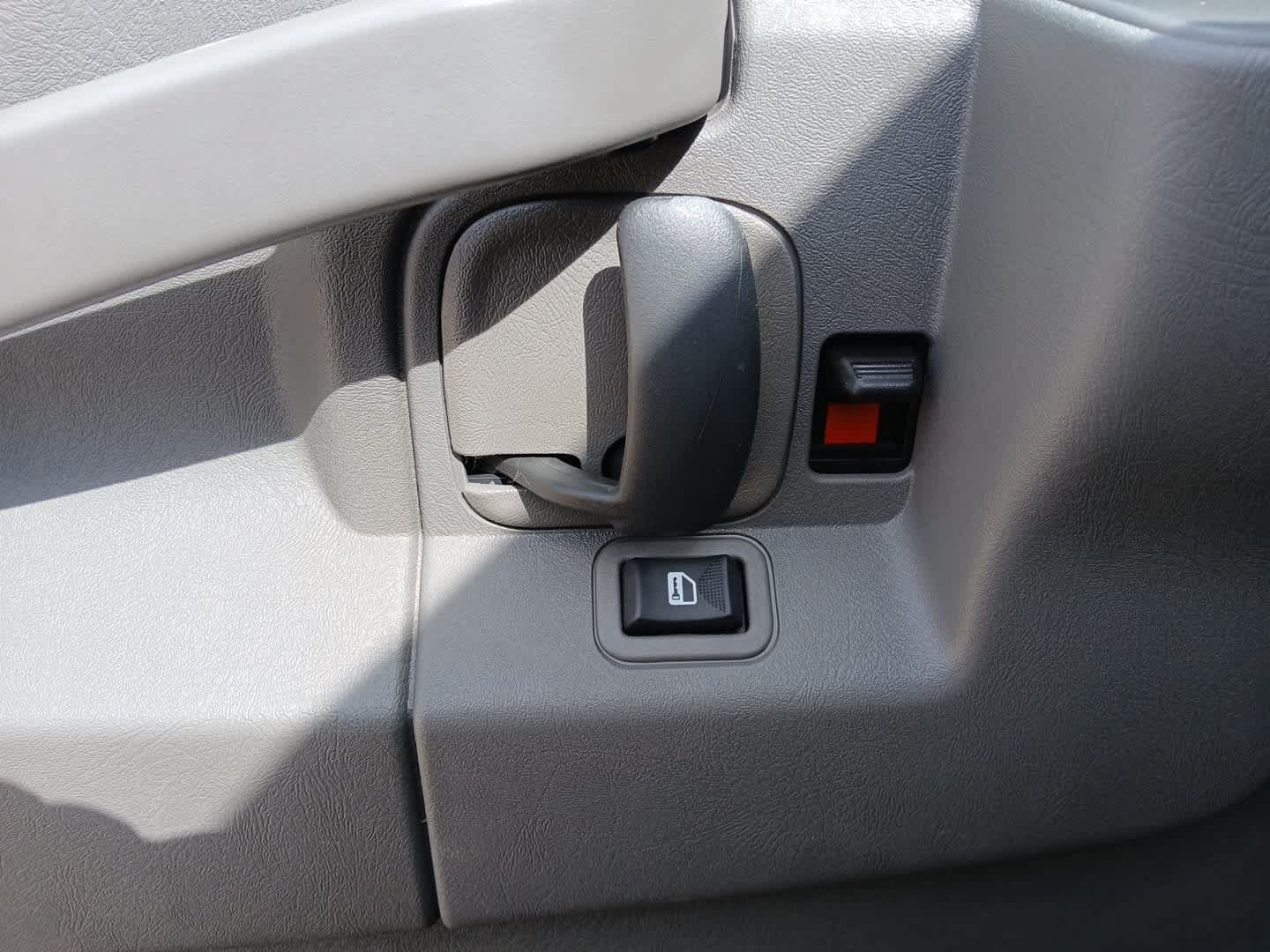 Used 2025 Chevrolet Express 3500 LS RWD image 17
